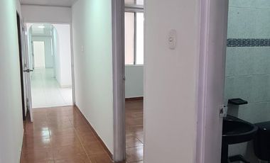 LOCAL COMERCIAL ARRIENDO  AREA 200 M2 COLSEGUROS VIA PRINCIPAL