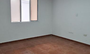 LOCAL COMERCIAL ARRIENDO  AREA 200 M2 COLSEGUROS VIA PRINCIPAL