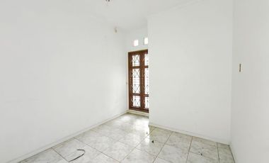 Disewakan Rumah 1 tingkat komplek Cemara Asri