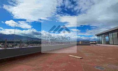 Departamento de lujo , por estrenar , tres habitaciones, dos parqueos, bodega.