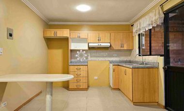 EN VENTA - Casa dentro de condominio, sector de Río Amarillo