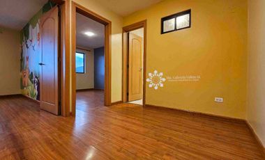 EN VENTA - Casa dentro de condominio, sector de Río Amarillo