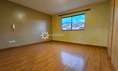 EN VENTA - Casa dentro de condominio, sector de Río Amarillo