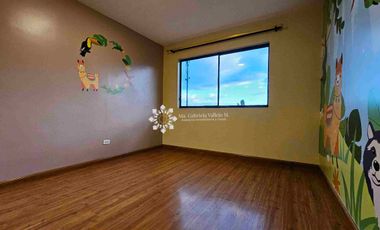 EN VENTA - Casa dentro de condominio, sector de Río Amarillo