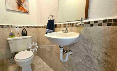 EN VENTA - CASA CON 4 DORMITORIOS Y ESTUDIO, EN EL BARRIO LAS PENCAS