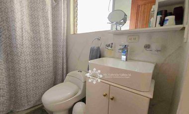 EN VENTA - CASA CON 4 DORMITORIOS Y ESTUDIO, EN EL BARRIO LAS PENCAS
