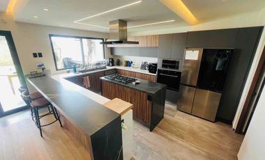 Casa en renta en Metepec, dentro de Residencial