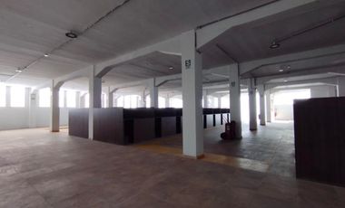 ALQUILO LOCAL INDUSTRIAL EN EL AGUSTINO