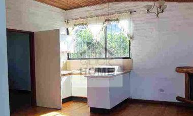 Rento casita en planta baja 2 habitaciones
