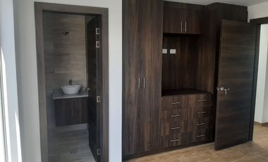 Vendo casa Valle de los chillos