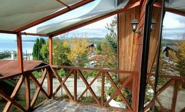 Casa en arriendo año corrido, a pasos de la costanera Villarrica