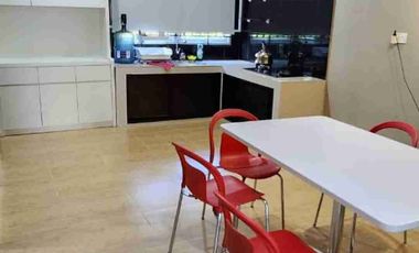 Disewakan Full Furniture Rumah Royal Grande