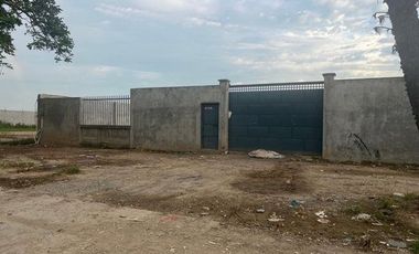 SE ALQUILA TERRENO EN AVDA. FERROVIARIA MACHALA