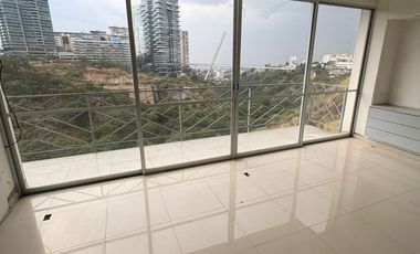 EXCELENTE LOCAL EN RENTA BOSQUES DE LAS LOMAS