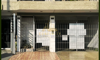 EN VENTA 2 COCHERAS DE 19.76M2  EN 1ER PISO EN LA AV. SAN LUIS - LIMA