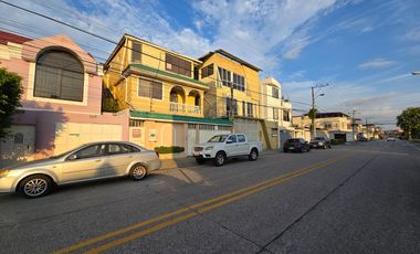 Alquiler de Departamento de 2 dormitorios, 2do piso alto - Acuarela del río, a 3 minutos de la Av. Narcisa de Jesús.
