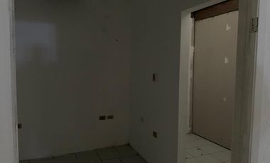 LOCAL EN PLANTA BAJA CON SOTANO EN EDIFICIO SOBRE AVE UNIVERSIDAD