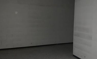 LOCAL EN PLANTA BAJA CON SOTANO EN EDIFICIO SOBRE AVE UNIVERSIDAD
