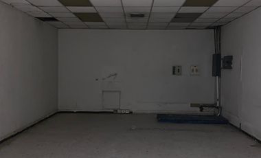LOCAL EN PLANTA BAJA CON SOTANO EN EDIFICIO SOBRE AVE UNIVERSIDAD