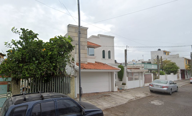 ¡Casa en Recuperación Bancaria! Oportunidad Única en Veracruz