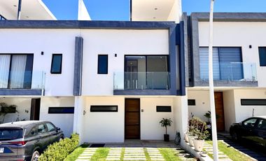 •Casa en venta en Triventi Residencial, Tlajomulco