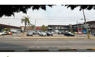 Local 18 en Renta - Plaza Agua Azul