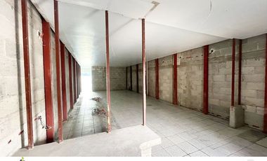 Local 18 en Renta - Plaza Agua Azul