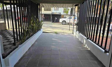 Casa Local Bello, barrio obrero, la florida