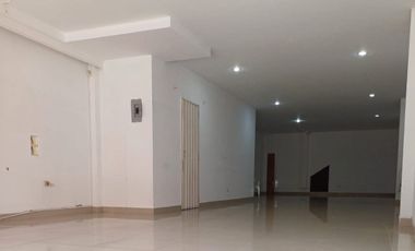 Local Comercial, Los Naranjos,  Itagui, Antioquia