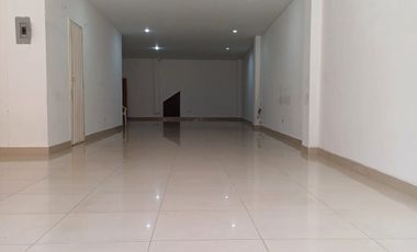 Local Comercial, Los Naranjos,  Itagui, Antioquia