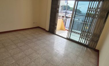 Suite en Alquiler en Kennedy Vieja, 1 Habitación, 1 Baño, Balcón, Norte de Guayaquil.