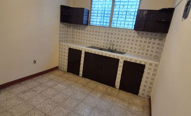 Suite en Alquiler en Kennedy Vieja, 1 Habitación, 1 Baño, Balcón, Norte de Guayaquil.
