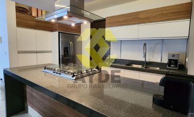 CASA EN VENTA EN SOLARES INT. 185
