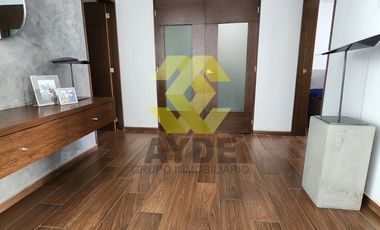 CASA EN VENTA EN SOLARES INT. 185