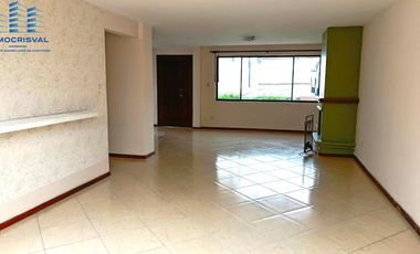 🏡 VENDO Casa Espectacular  en  en San Juan de Conocoto – 5 habitaciones – 372 m² – Conjunto privado