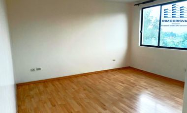 🏡 VENDO Casa Espectacular  en  en San Juan de Conocoto – 5 habitaciones – 372 m² – Conjunto privado