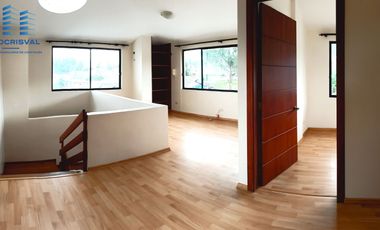🏡 VENDO Casa Espectacular  en  en San Juan de Conocoto – 5 habitaciones – 372 m² – Conjunto privado
