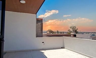 HERMOSA con ROOFGARDEN Rancho Santa Mónica