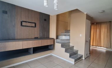 Casa 2 dormitorios 2 baños, Av San Luis Lampa