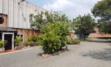 BODEGA VENTA 3975 M2