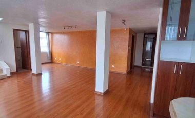 Casa Rentera con 2 departamentos en el norte de Quito sector Mastodontes precio de Oportunidad y excelente rentabilidad