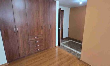 Casa Rentera con 2 departamentos en el norte de Quito sector Mastodontes precio de Oportunidad y excelente rentabilidad