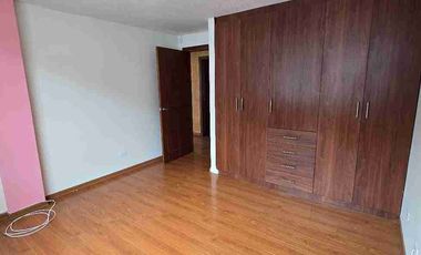 Casa Rentera con 2 departamentos en el norte de Quito sector Mastodontes precio de Oportunidad y excelente rentabilidad