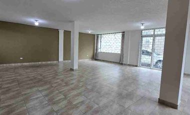 Casa Rentera con 2 departamentos en el norte de Quito sector Mastodontes precio de Oportunidad y excelente rentabilidad