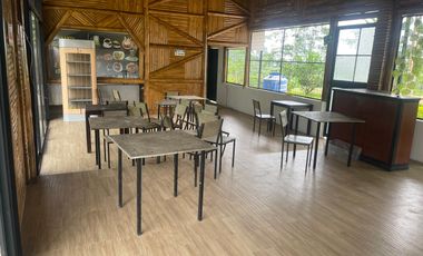Vendo Hacienda de 3 hectáreas con restaurante en Puerto Quito, Pichincha , Ecuador.