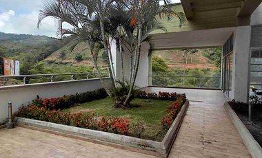 Vendo  Oportunidad floridablanca  para AIRBNB  ,lindo apartamento estudio una alcoba amoblado  de lujo.