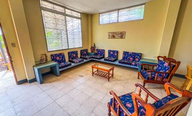 Casa con dos Departamentos de 3 Dormitorios c/u en  Ballenita