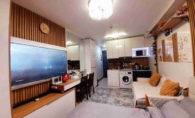 FULLY FURNISH SEA VIEW CONDO UNIT FOR RENT NEAR IN THE BEACH