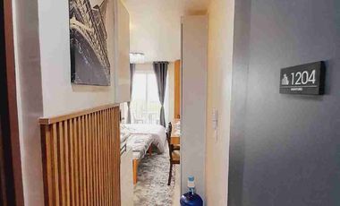 FULLY FURNISH SEA VIEW CONDO UNIT FOR RENT NEAR IN THE BEACH