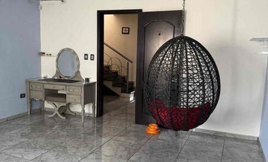 RENTA Casa  amueblada en Priv. Anahuac sect . Frances en Escobedo  NL